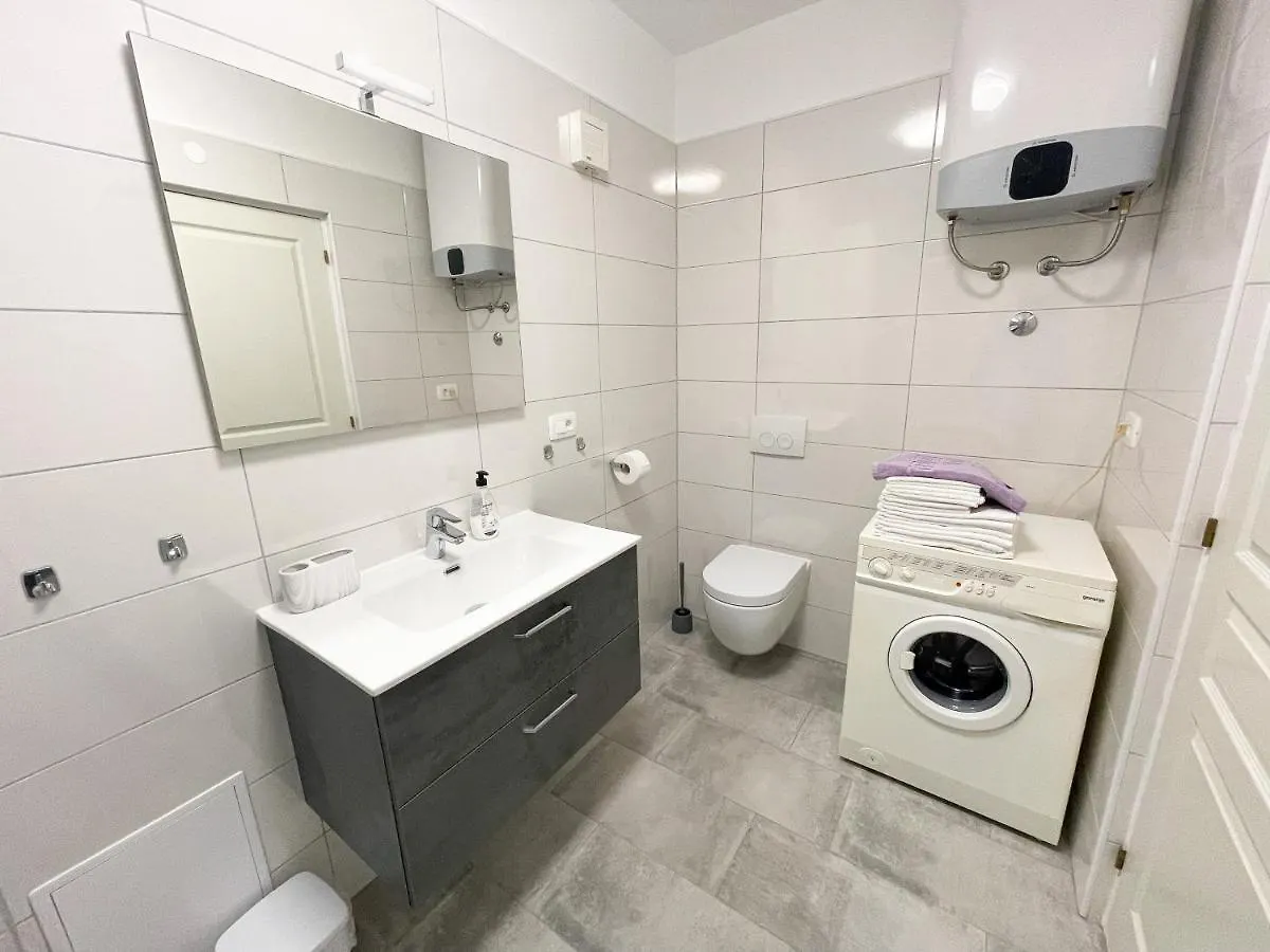 Apartman Knezevic Jadranovo